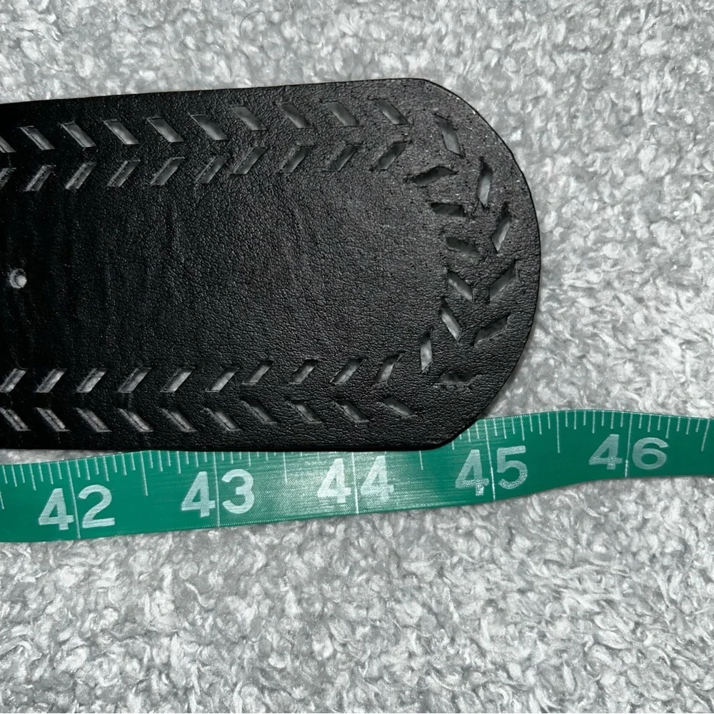 Torrid Black Belt with Circular Gun Metal Buckle